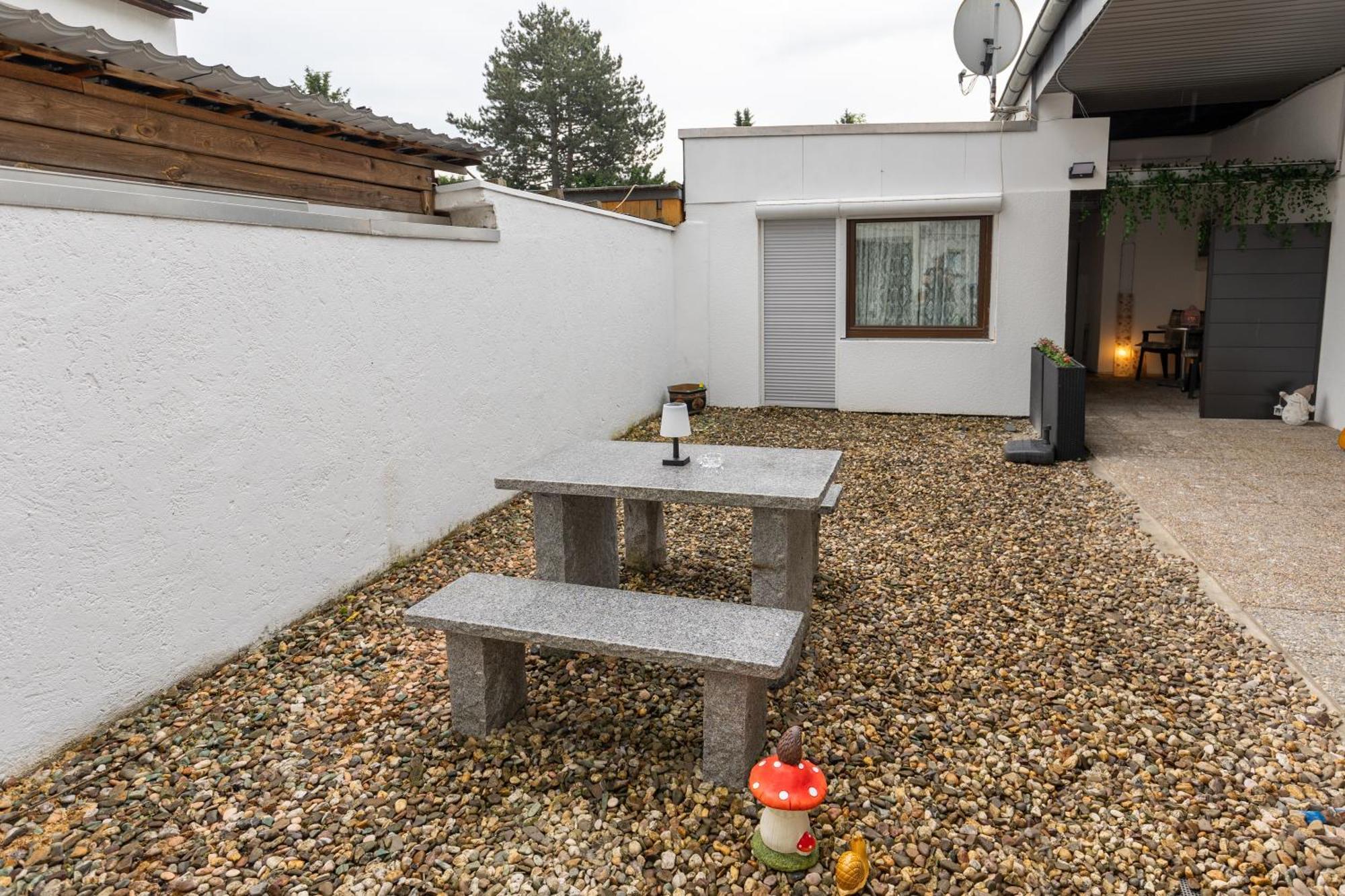 Naehe Duesseldorf Airport Messe Appartement Duisbourg